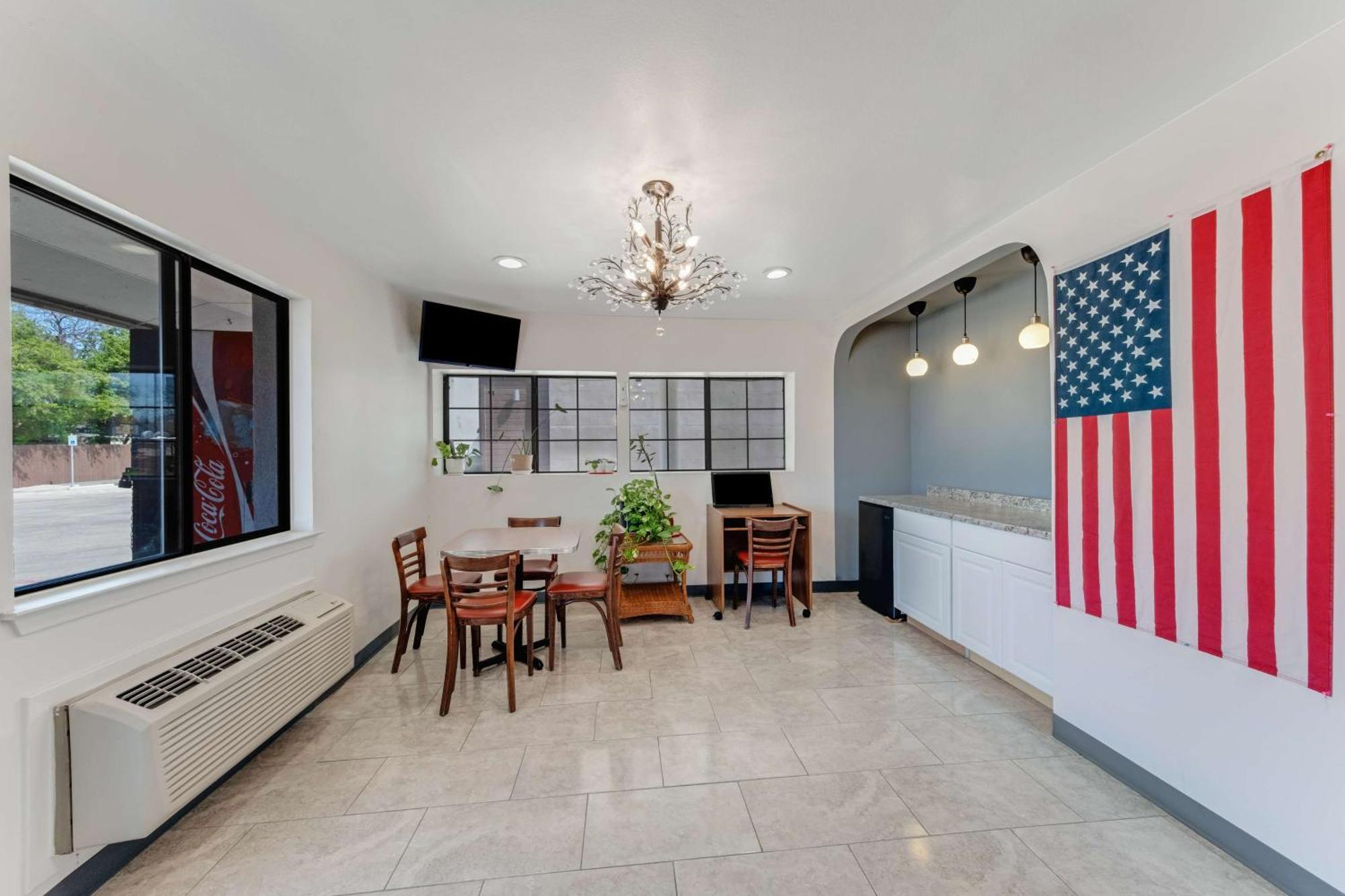 Americas Best Value Inn San Antonio Downtown Riverwalk Extérieur photo