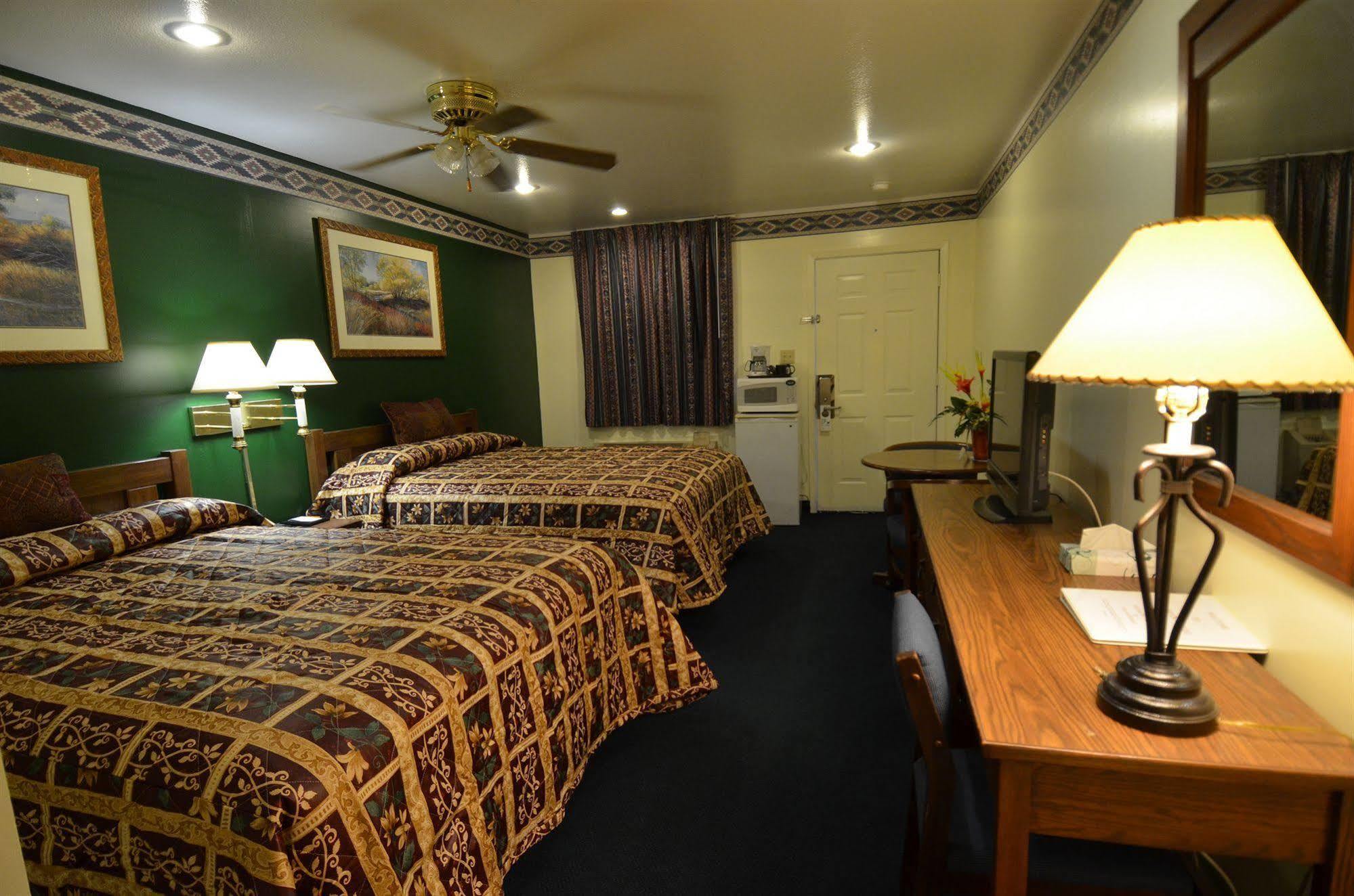 Americas Best Value Inn San Antonio Downtown Riverwalk Extérieur photo